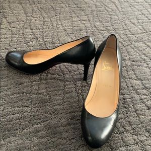 Christian Loubatin Pumps